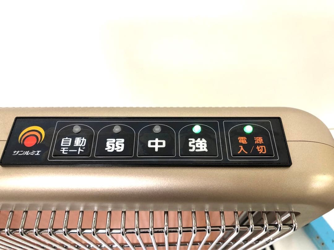 f879-24 サンルミエ・エクセラ7 遠赤外線暖房器　N700L-GR