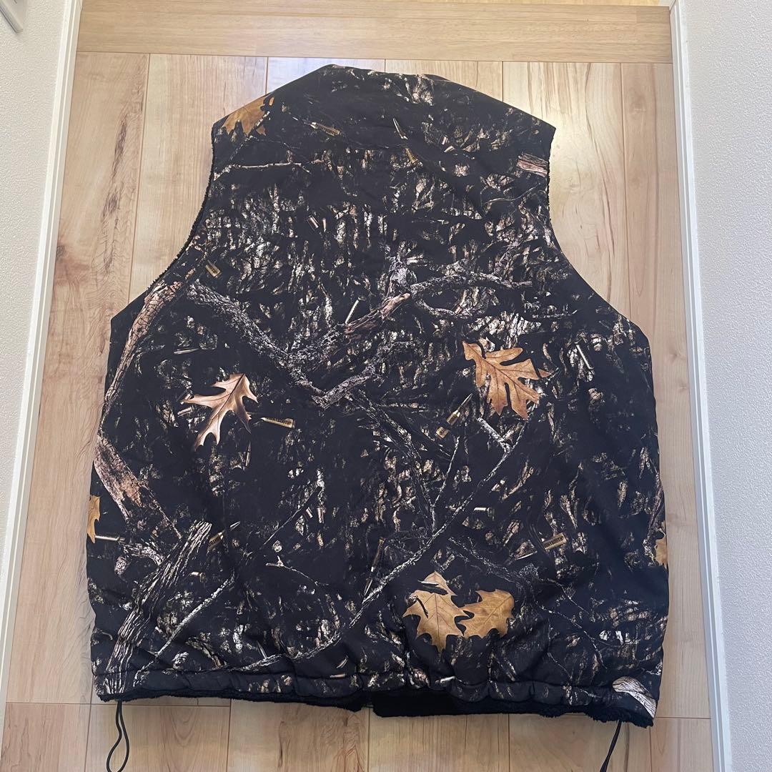ジャケット・アウター TIGHTBOOTH BULLET CAMO REVERS IBLE VEST