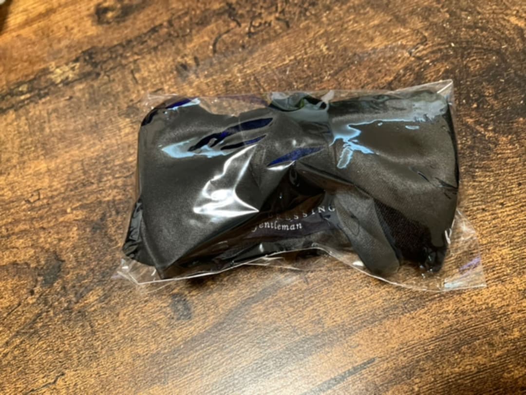 トリート　新郎セット　ハンカチ　カフリングス