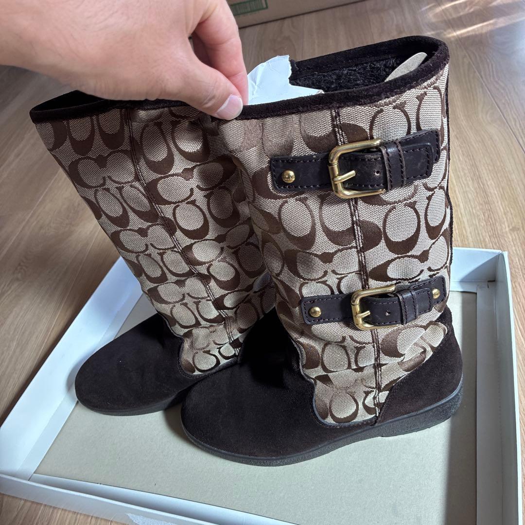ひろにゃん　コーチブーツ