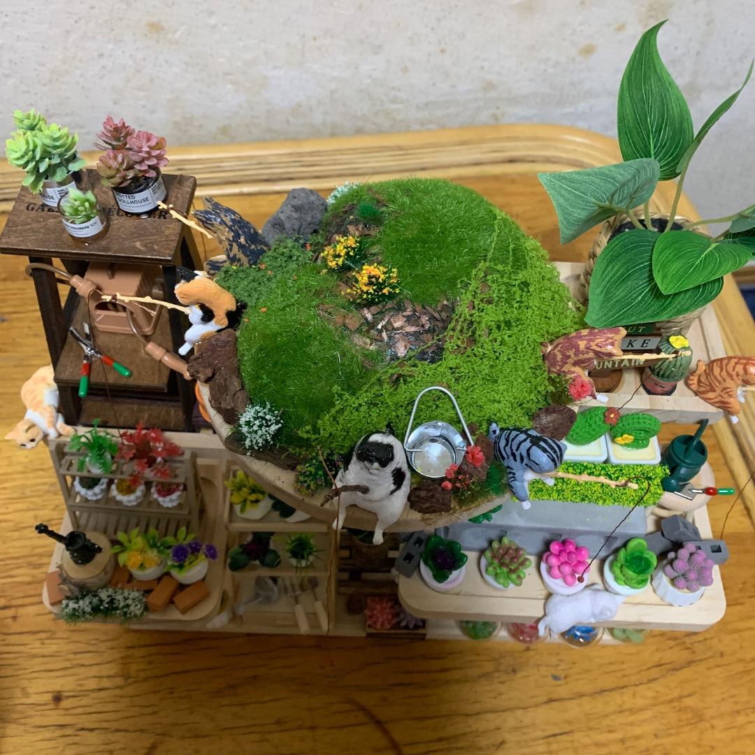 ミニチュア猫島アイランドフェイクガーデン、ハンドメイド、1点物、多肉植物サボテン