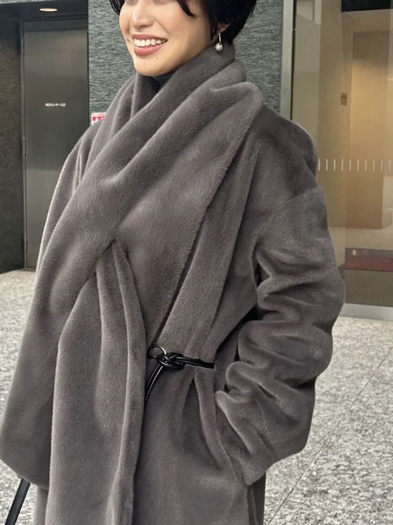 ECOPELファーショール　グレー