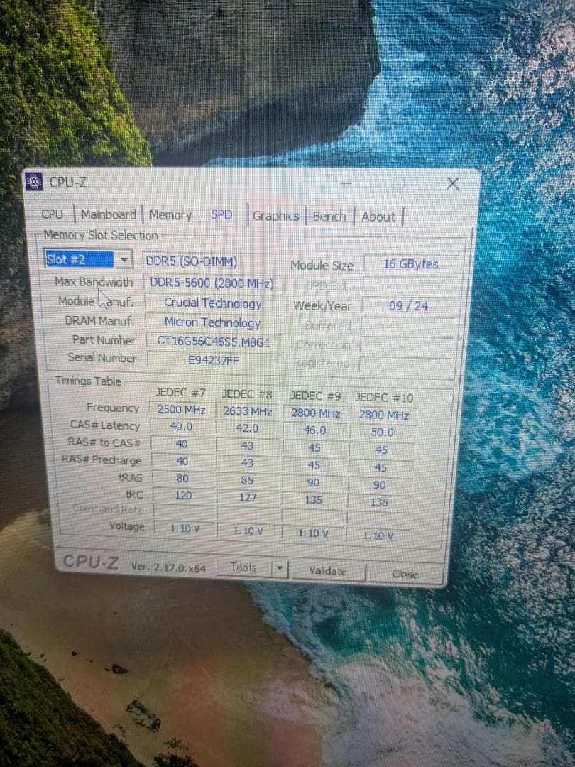 MINISFORUM UM690L Slim ミニpc