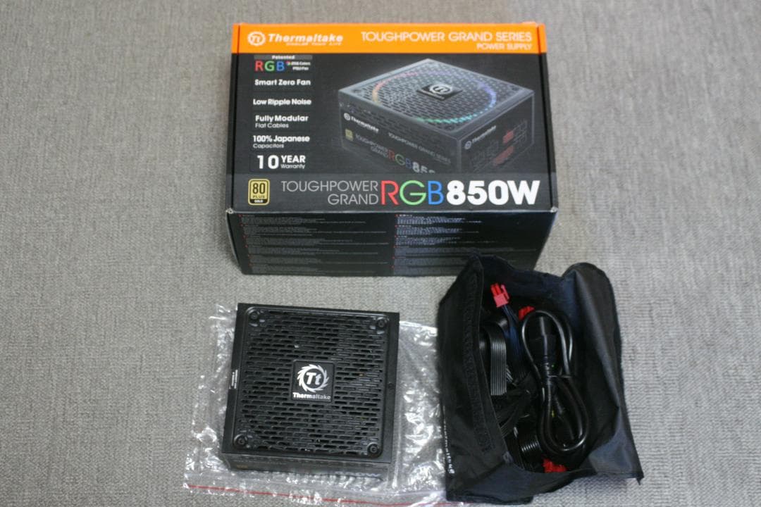 補償残6年有850W ThermaltakeToughpowerGrandRGB