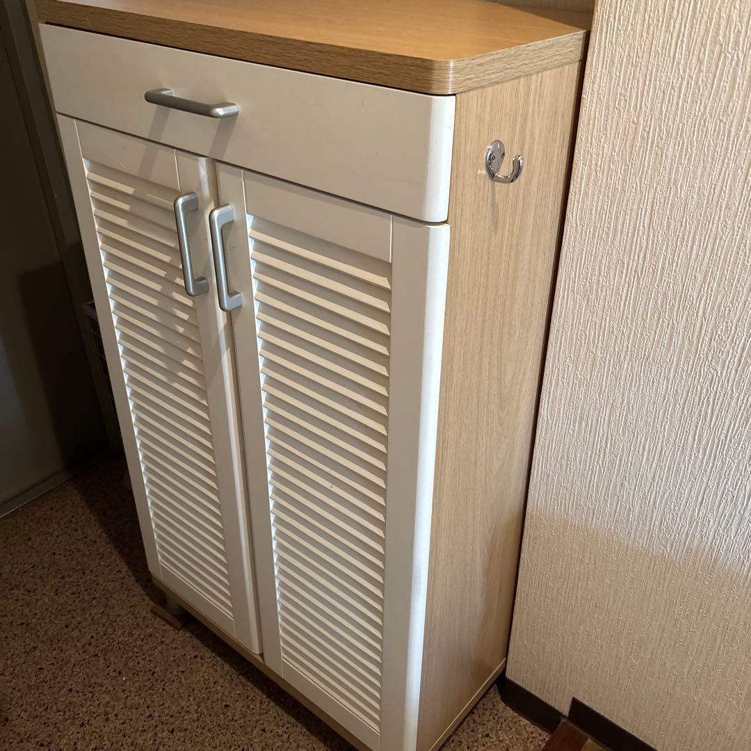 シューズボックス