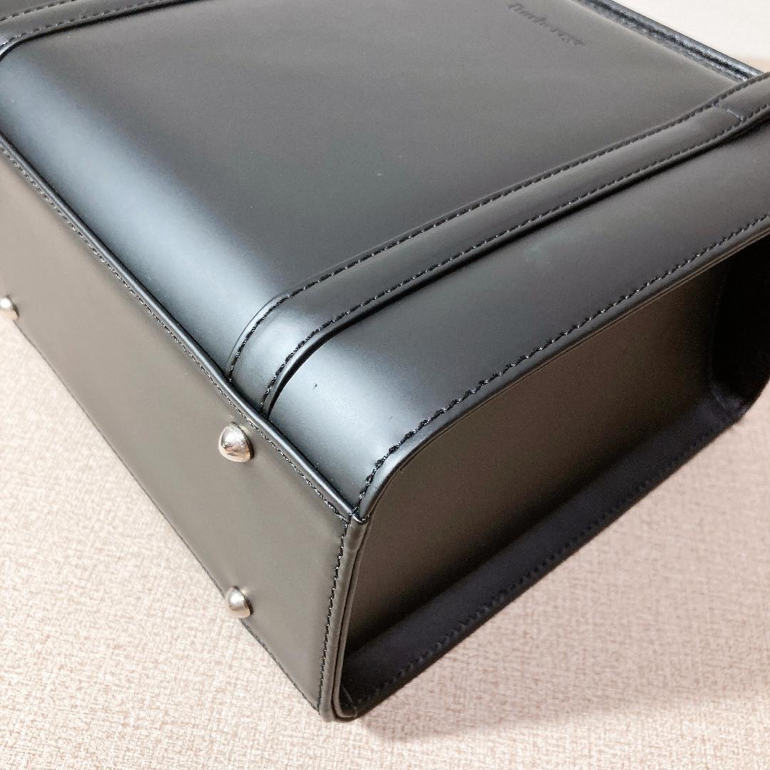 Burberrys バーバリー ハンドバッグ カーフレザー