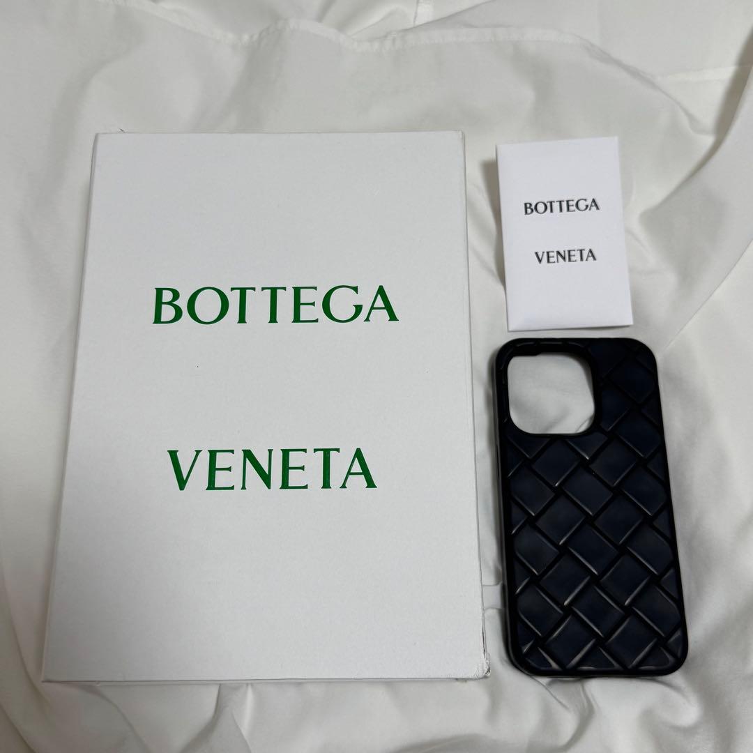 Bottega Veneta ブラック iPhone15proケース