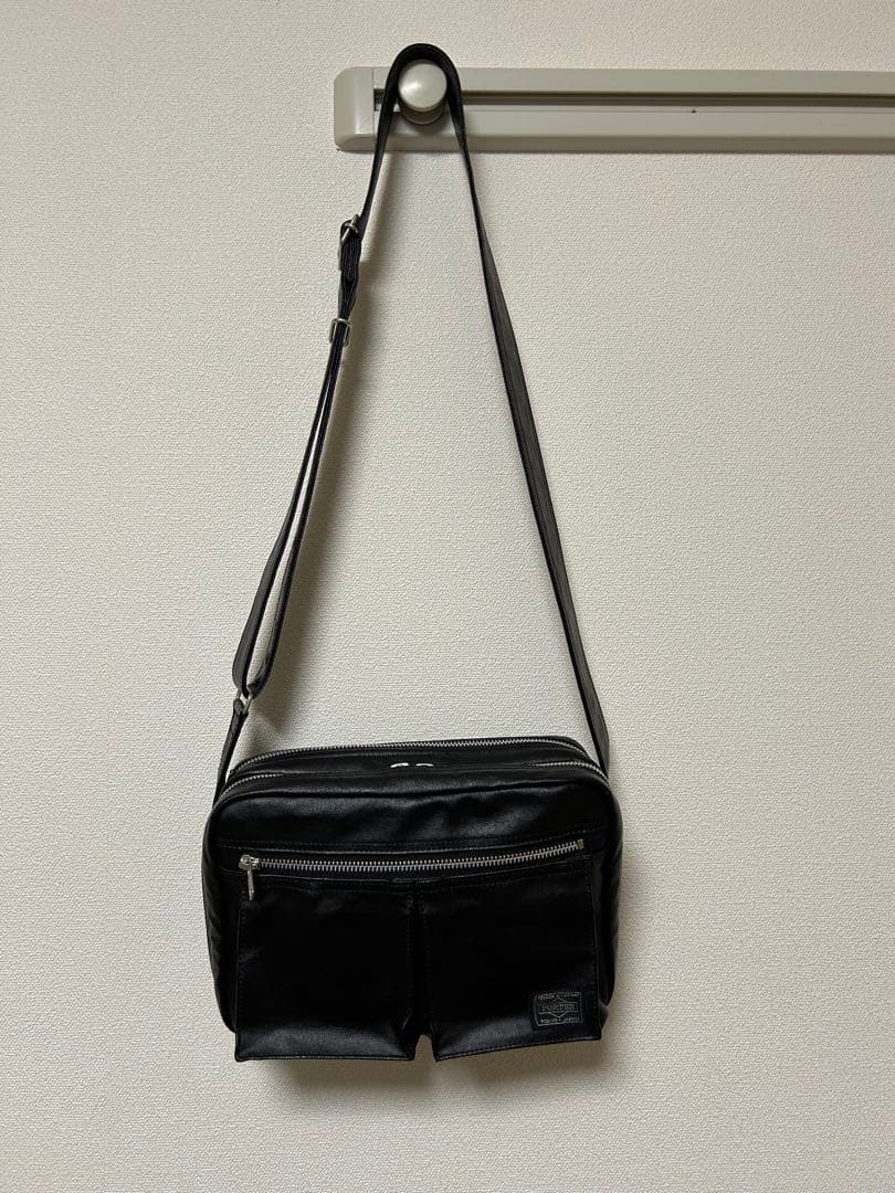 PORTER 黒 ショルダーバッグ　フリースタイル