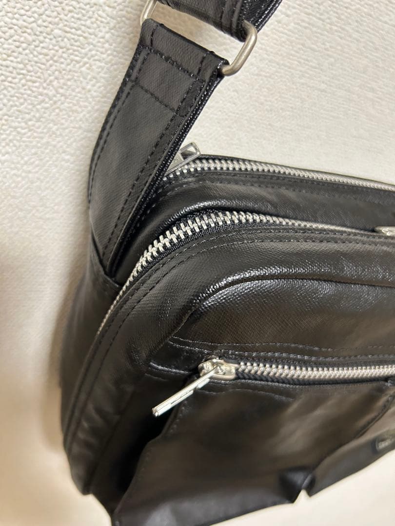 PORTER 黒 ショルダーバッグ　フリースタイル