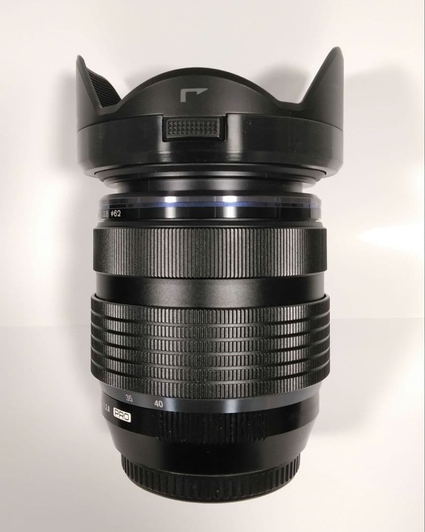 OLYMPUS ED 12-40mm F2.8 PRO ズームレンズ