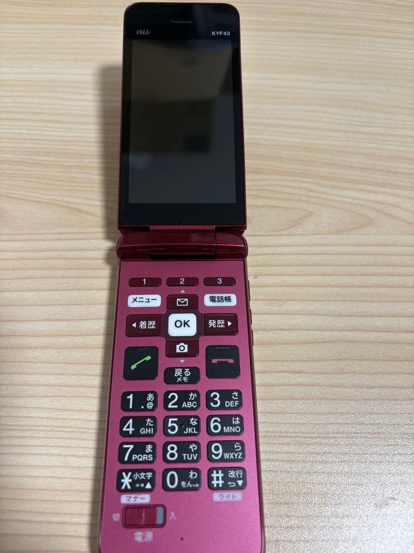 au KYF43 ワインレッド折りたたみ式携帯電話本体