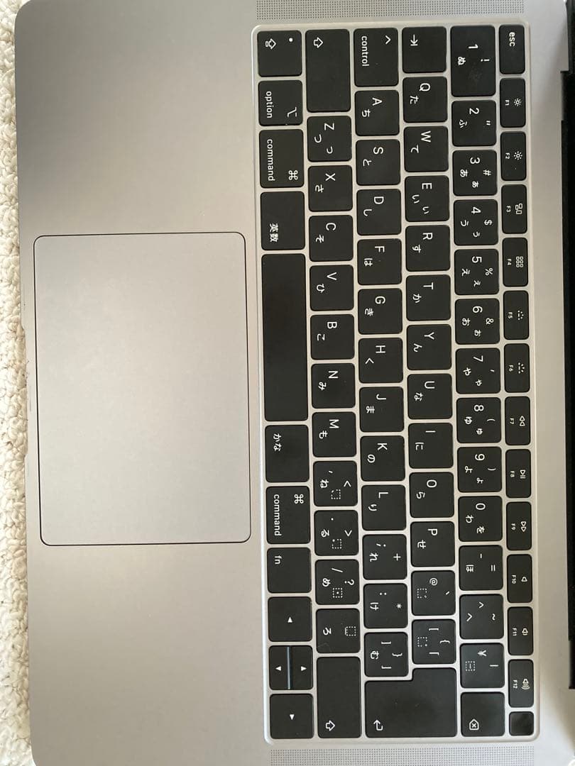 MacBook スペースグレー USB-Cポート2つ