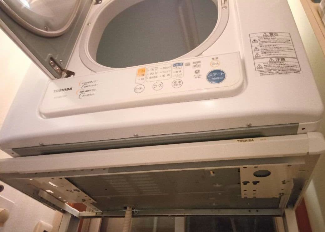 TOSHIBA 電気式乾燥機　ED-60C