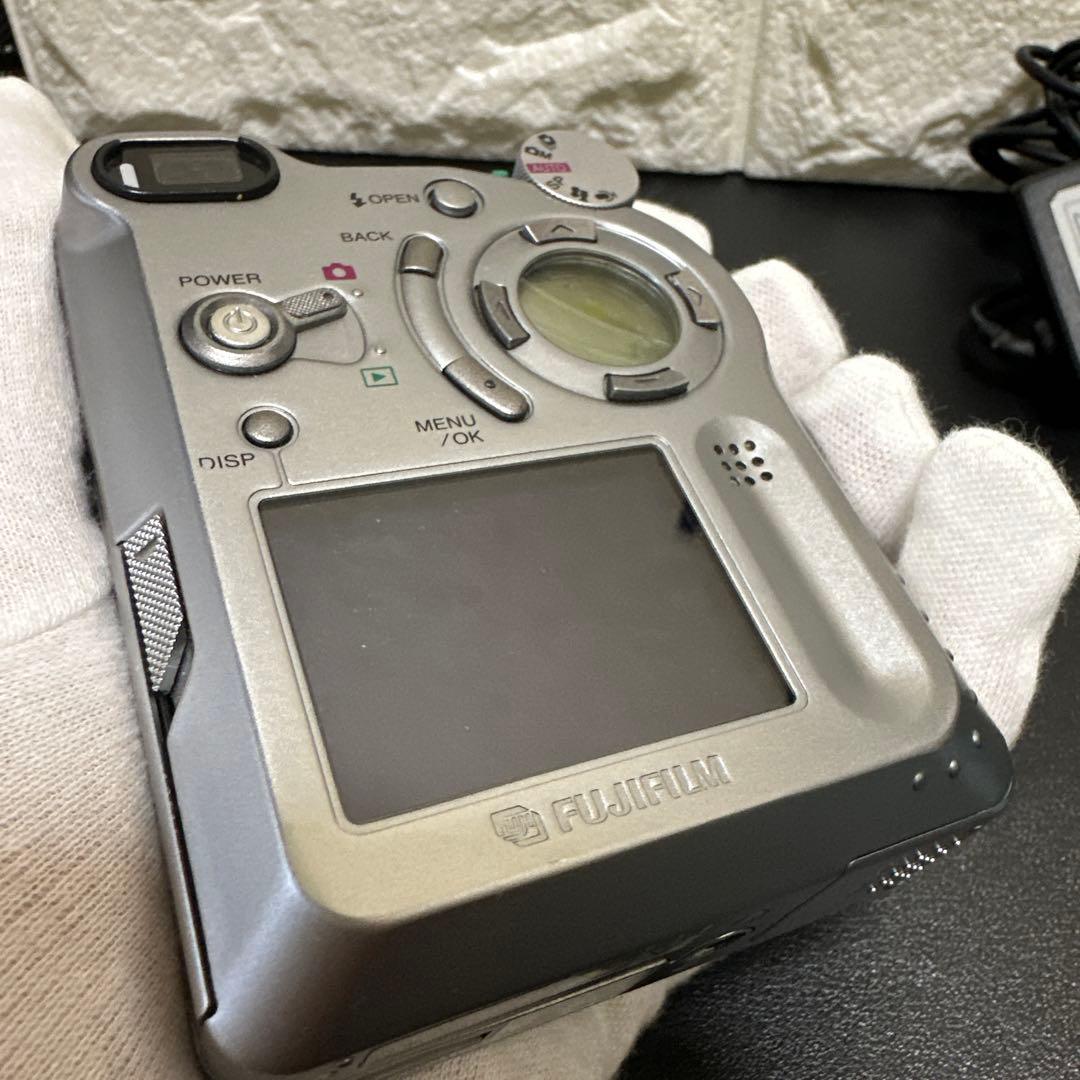 平成レトロFUJIFILM FinePix 4800Z 美品　動作品　訳あり