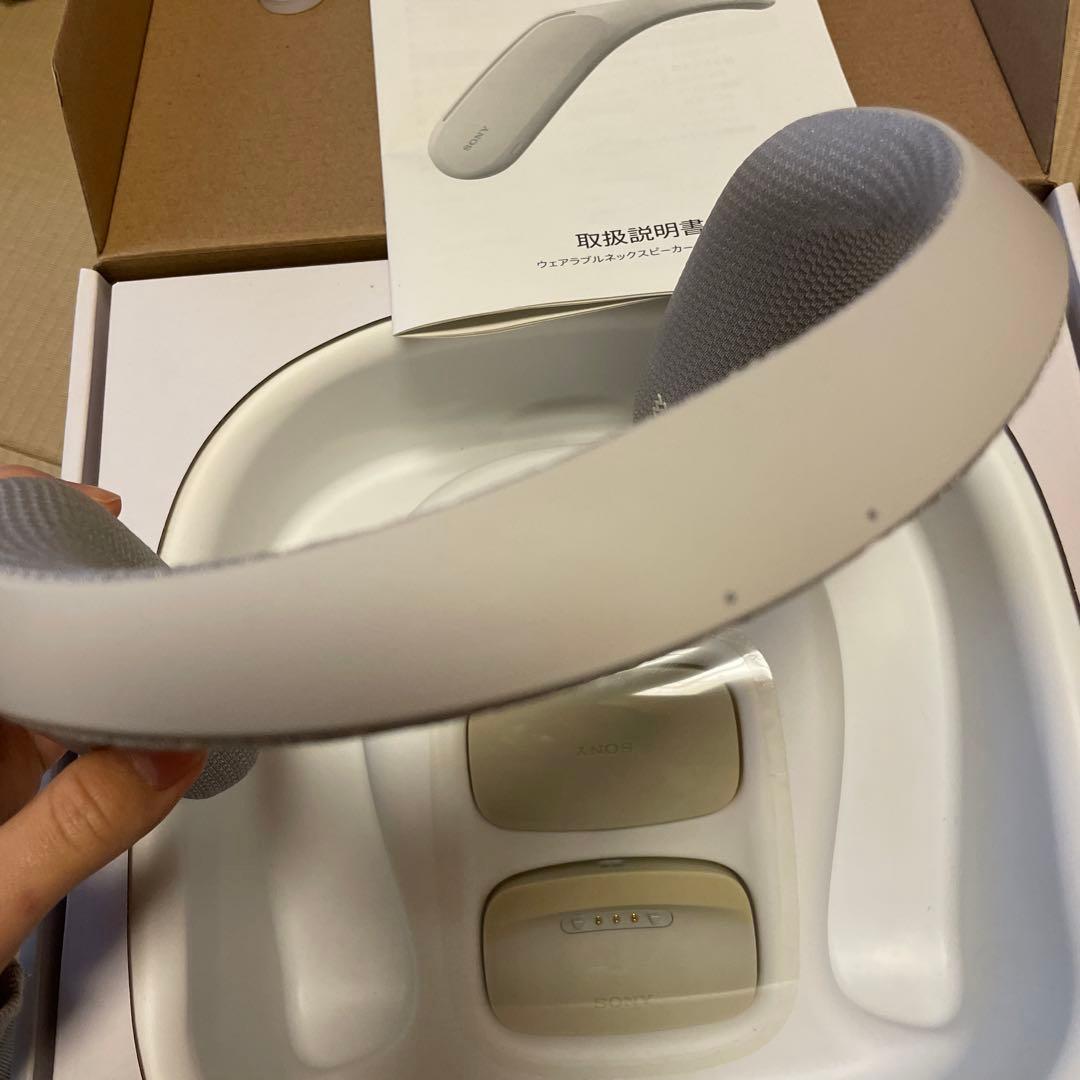 SONY ウェアラブルネックスピーカー　SRS-WS1