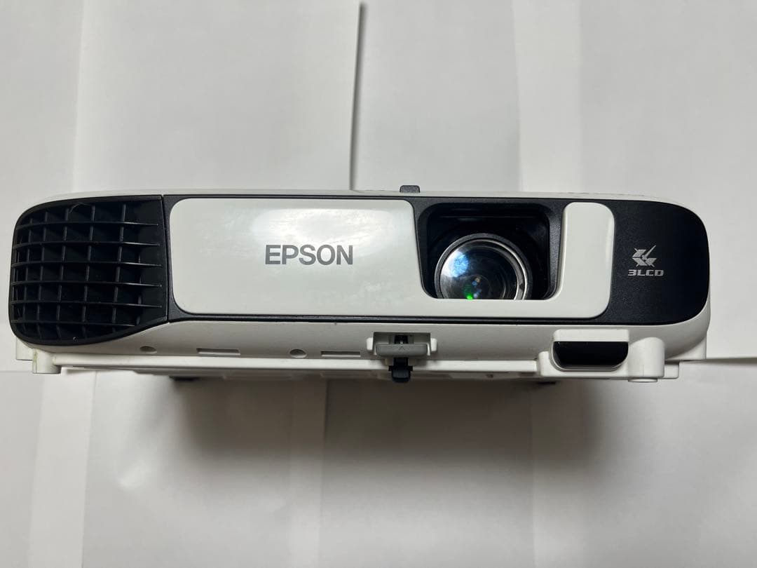 【プロジェクター】EPSON EB-W41 33〜320型まで投影可