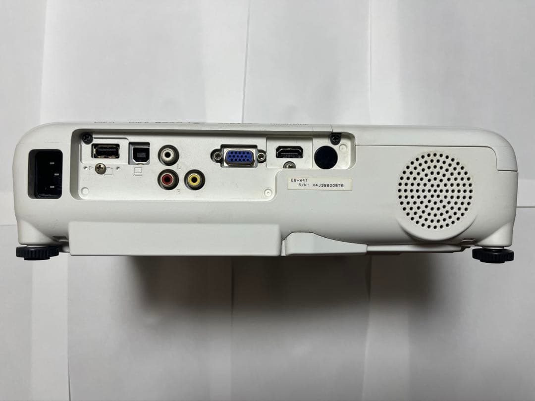 【プロジェクター】EPSON EB-W41 33〜320型まで投影可