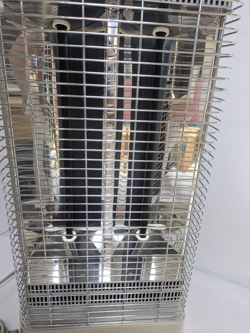 ダイキン　遠赤外線暖房　セラムヒート　ERFT11ZSE2　2022年製