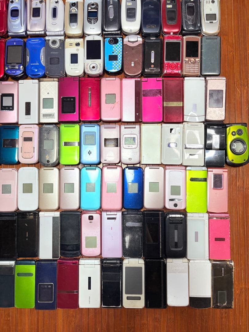 キャリア色々 ガラケー動作未確認ジャンク 100台