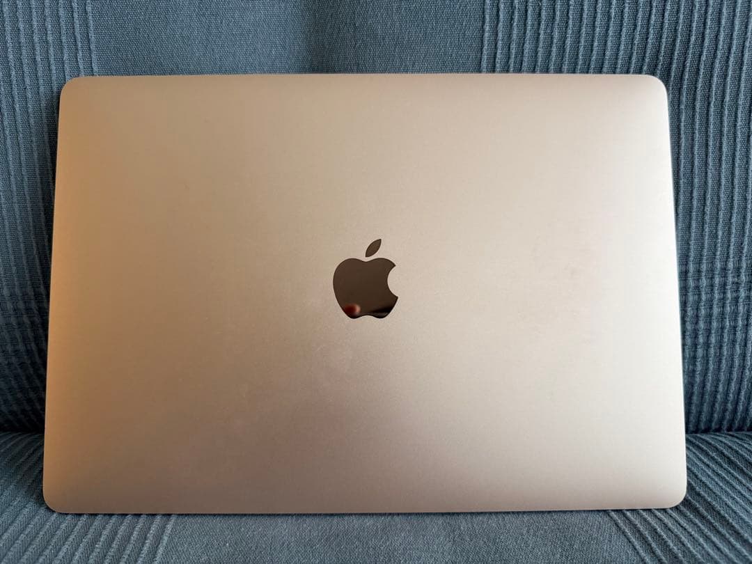 【美品】MacBook Air 13inch (2020年) ローズゴールド