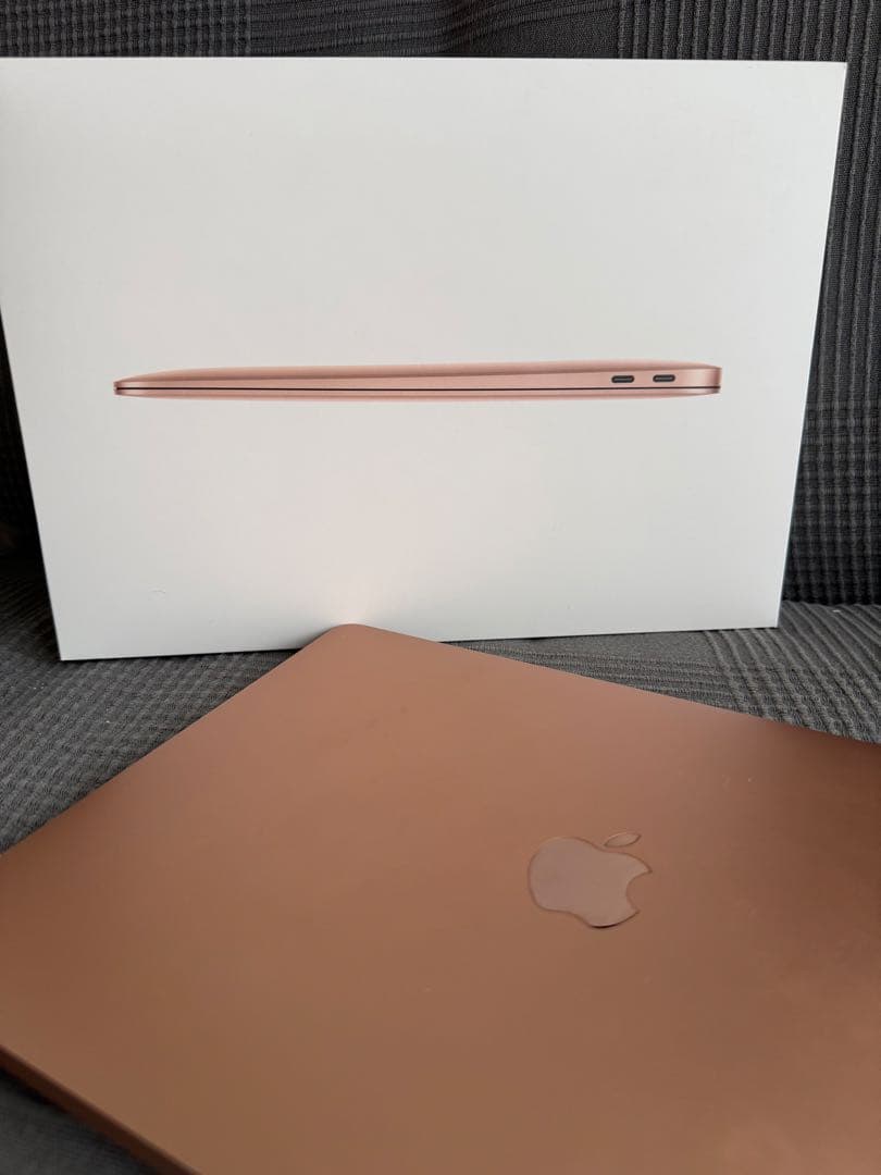 【美品】MacBook Air 13inch (2020年) ローズゴールド