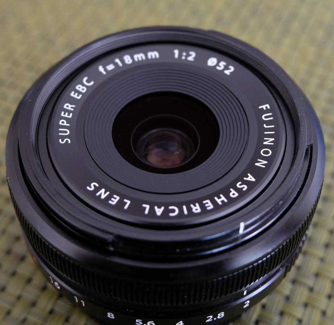 FUJIFILM XF18ｍｍＦ2Ｒ 単焦点レンズ （訳アリ）