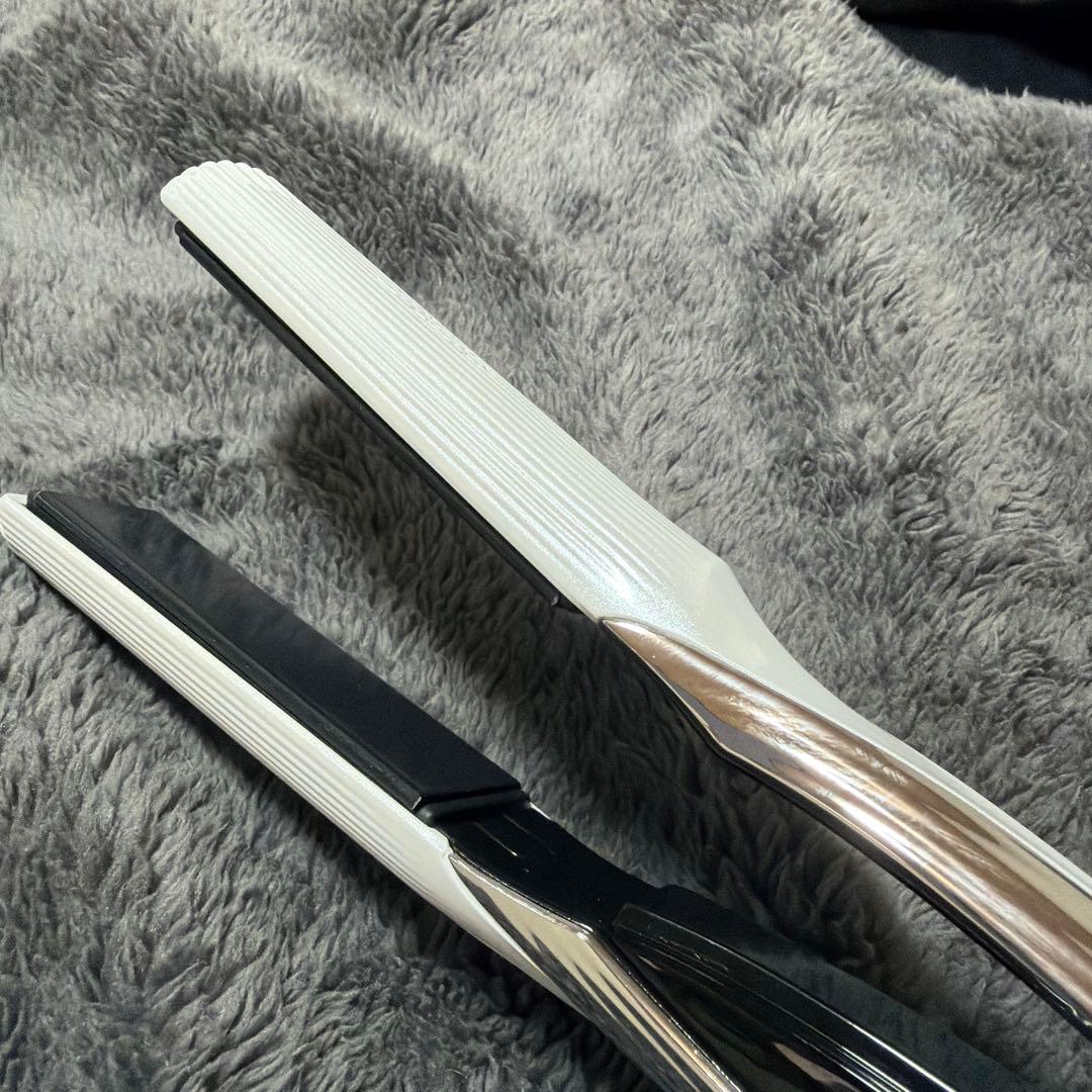 ReFa　ヘアアイロン