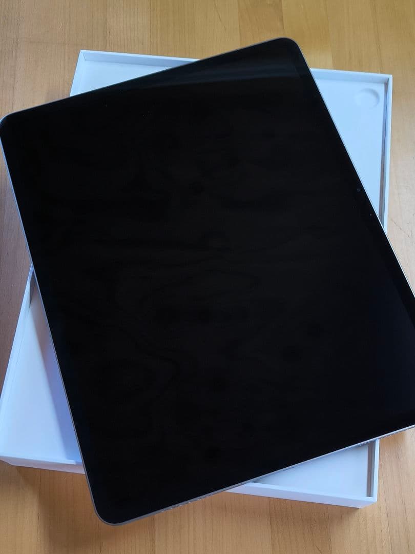 iPad Air (M2) 13インチ 256GB スペースグレイ Wi-Fi