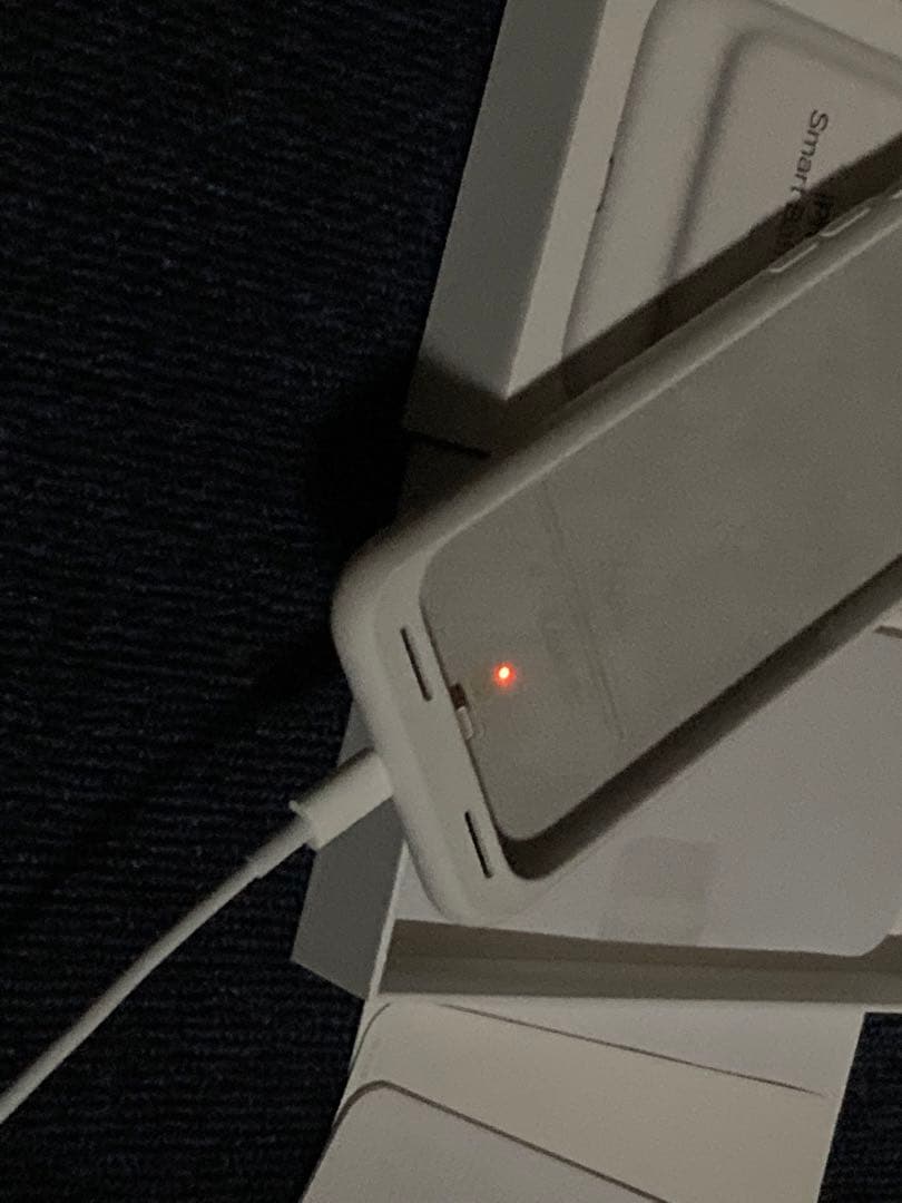 Apple iPhone用バッテリーケース iPhoneSE等 純正品