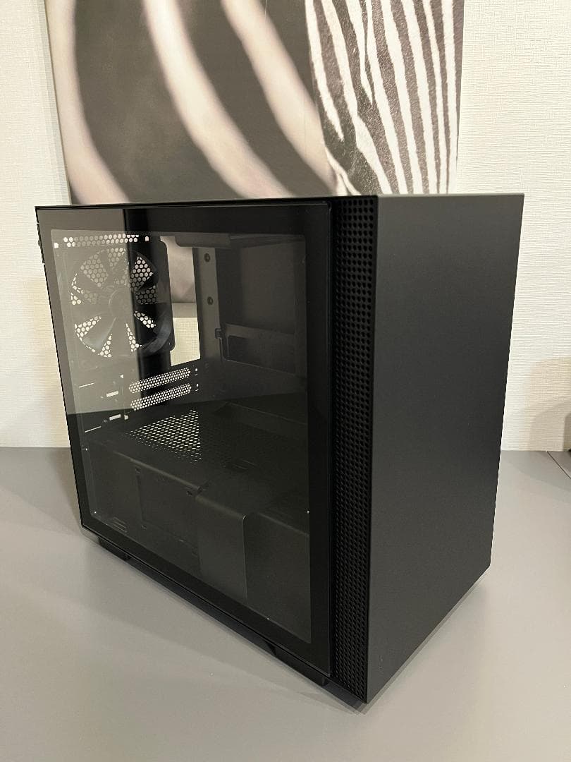 NZXT H210i Mini-ITX ケース ブラック