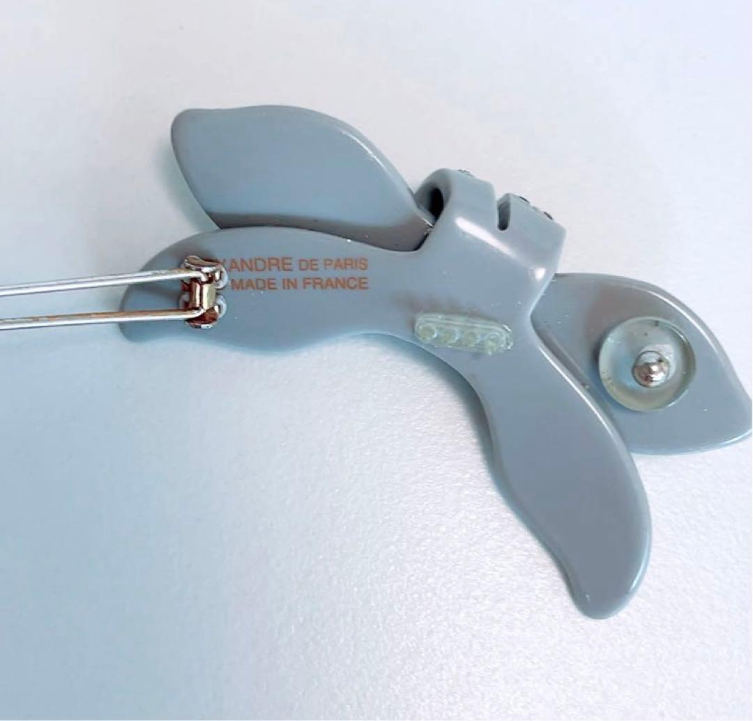 アレクサンドルドゥパリ　リボン形ヘアピン スワロフスキー　グレー　キラキラ