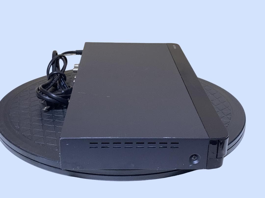 M6797 東芝 REGZA レグザ DBR-T1010 ブルーレイレコーダー