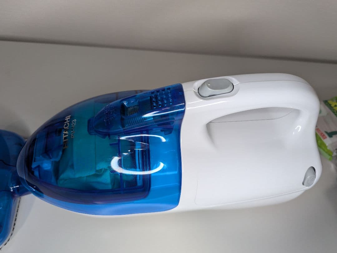 HITACHI PV-H23 こまめちゃん　掃除機　コンパクト　日立　ハンディ