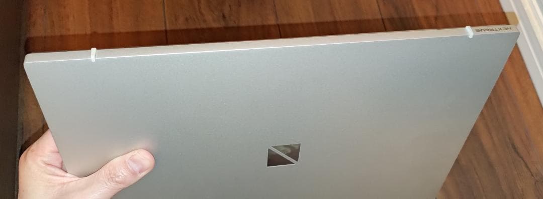 LAVIE NEXTREME Carbon PC-XC750DAG 22春モデル