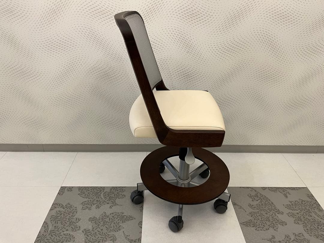 ♦️カリモク デスクチェア♦️高さ調整・回転可能