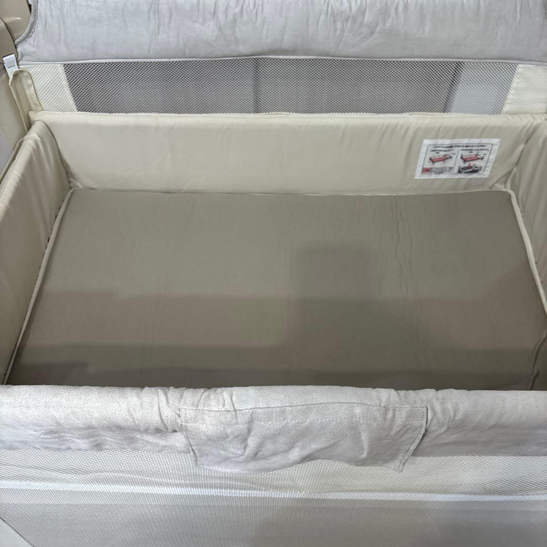 Aprica ココネルエアープラス ベビーベッド ホワイトベージュ