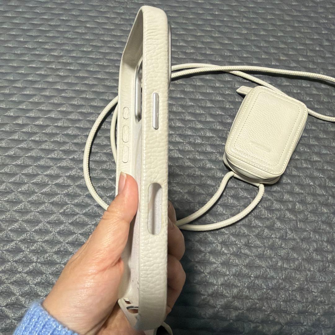 objcts.io オブジェクツ　iPhone17pro 土屋鞄　ケース　バック