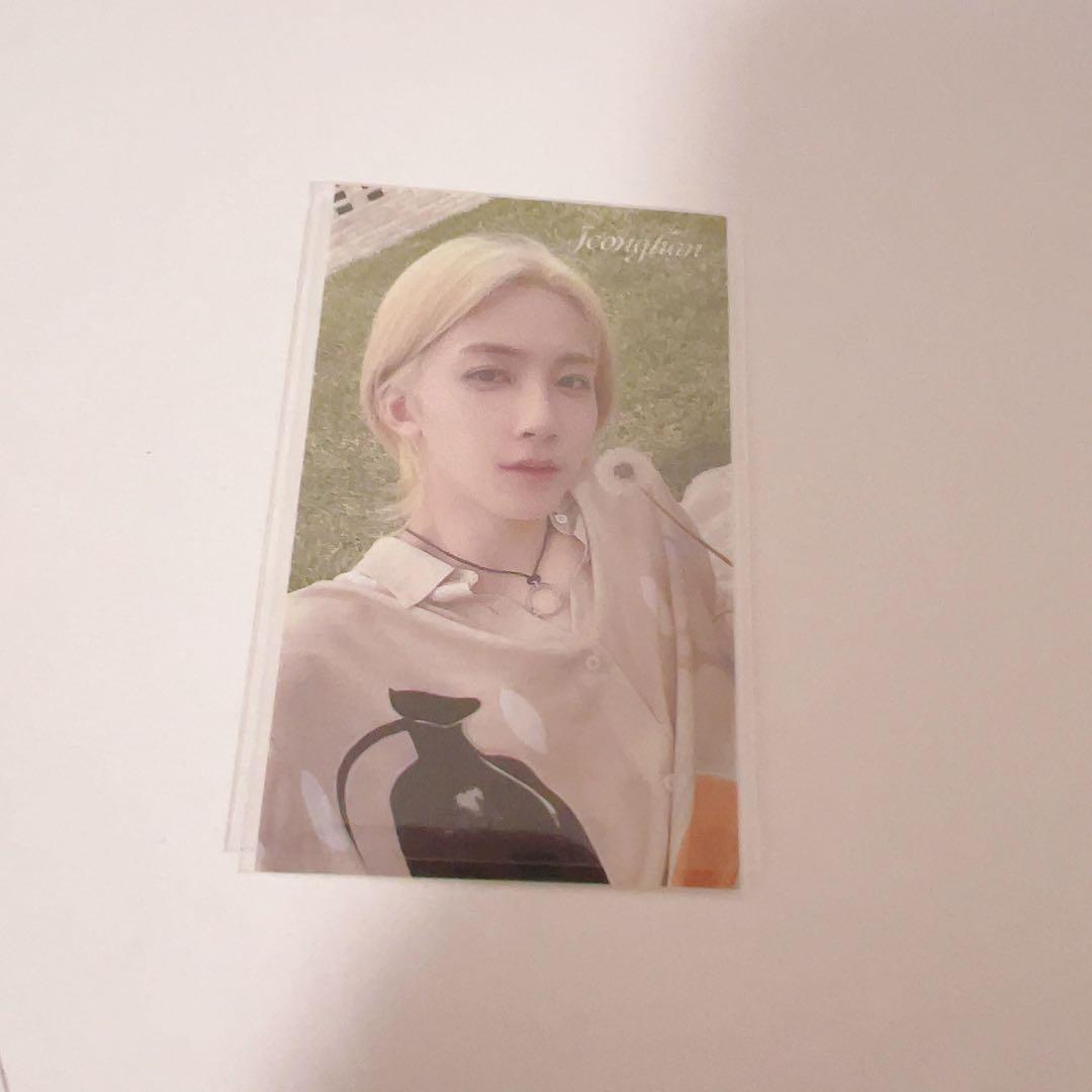 seventeen セブチ attacca ジョンハン ステッカー 渋谷