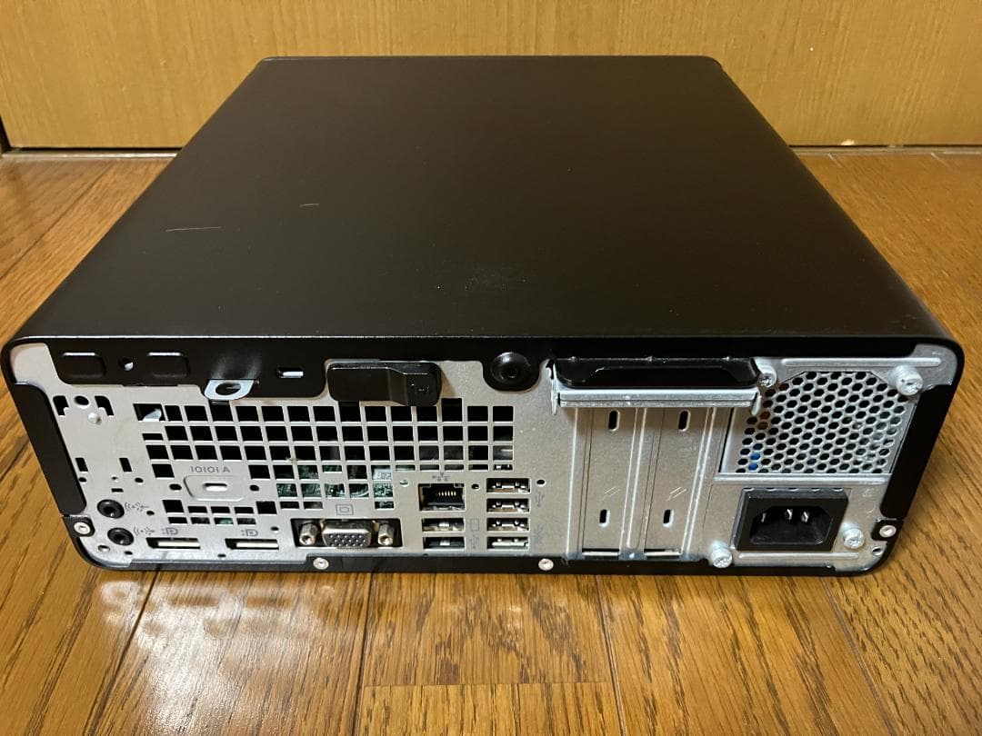 ★（34）爆速 m.2SSD+HDD 第８世代CPU 8GB office付き