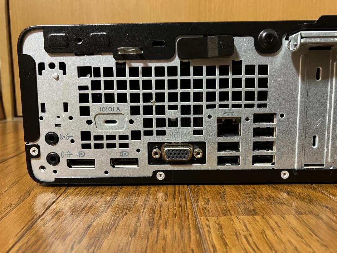 ★（34）爆速 m.2SSD+HDD 第８世代CPU 8GB office付き