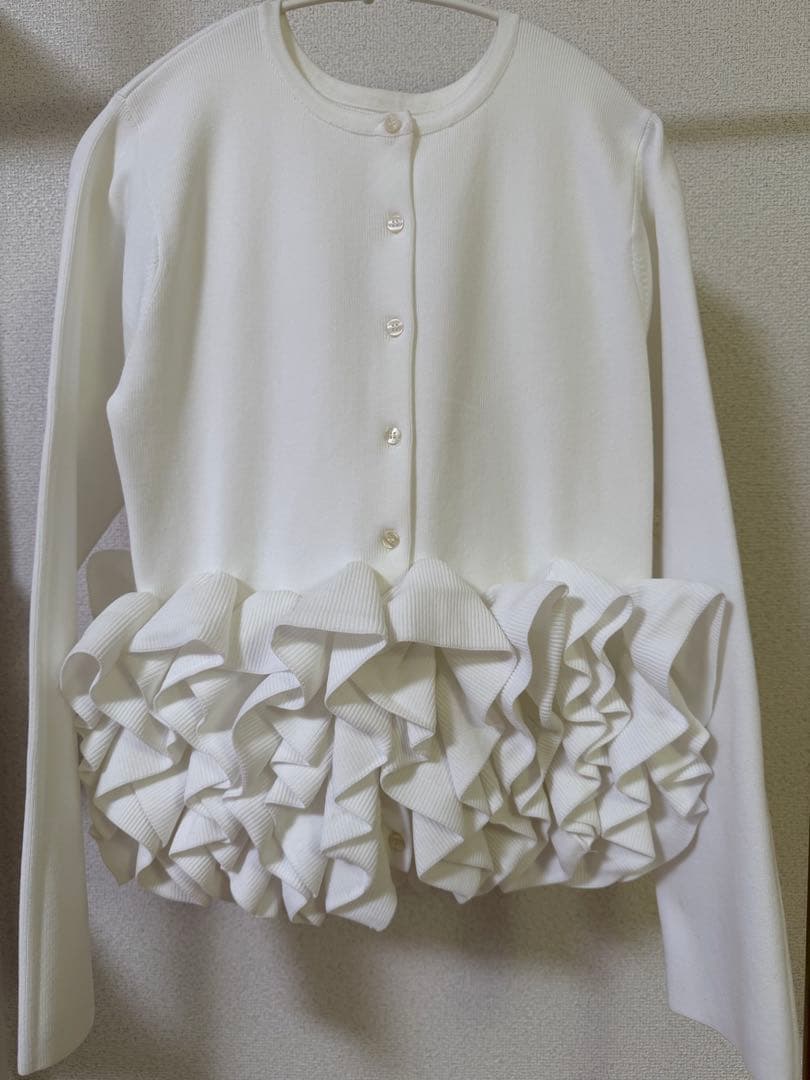 み*み様 【本物】TREFLE＋1 スワンカーディガン　ホワイト