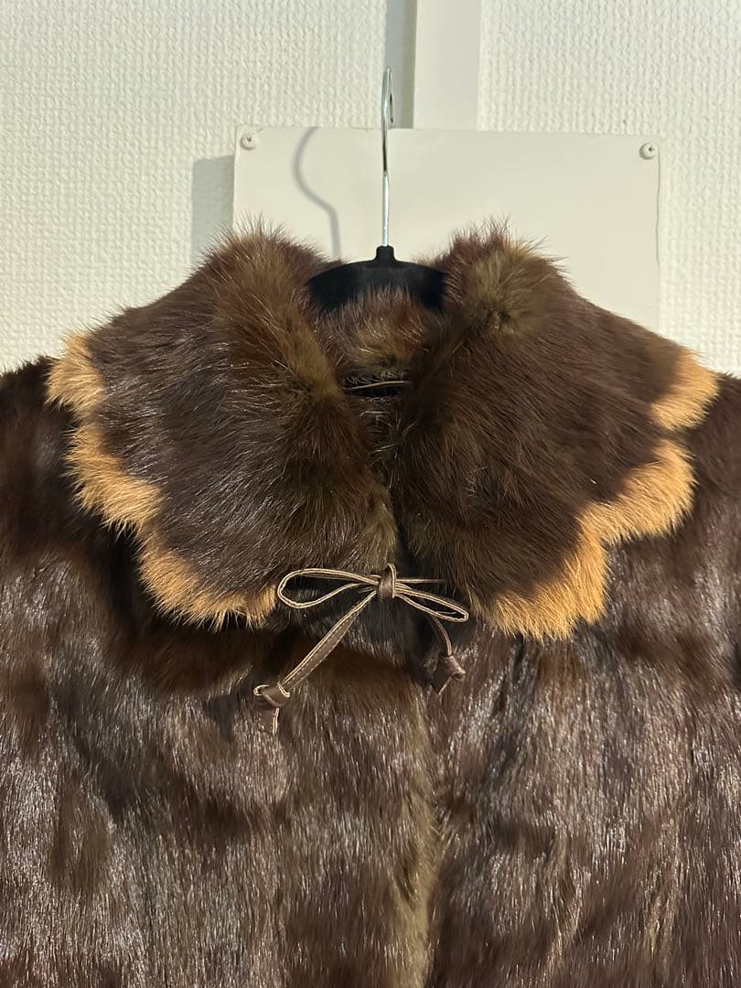 コリンスキーファーコート スカラップ ハーフ丈 フェミニン レアデザイン