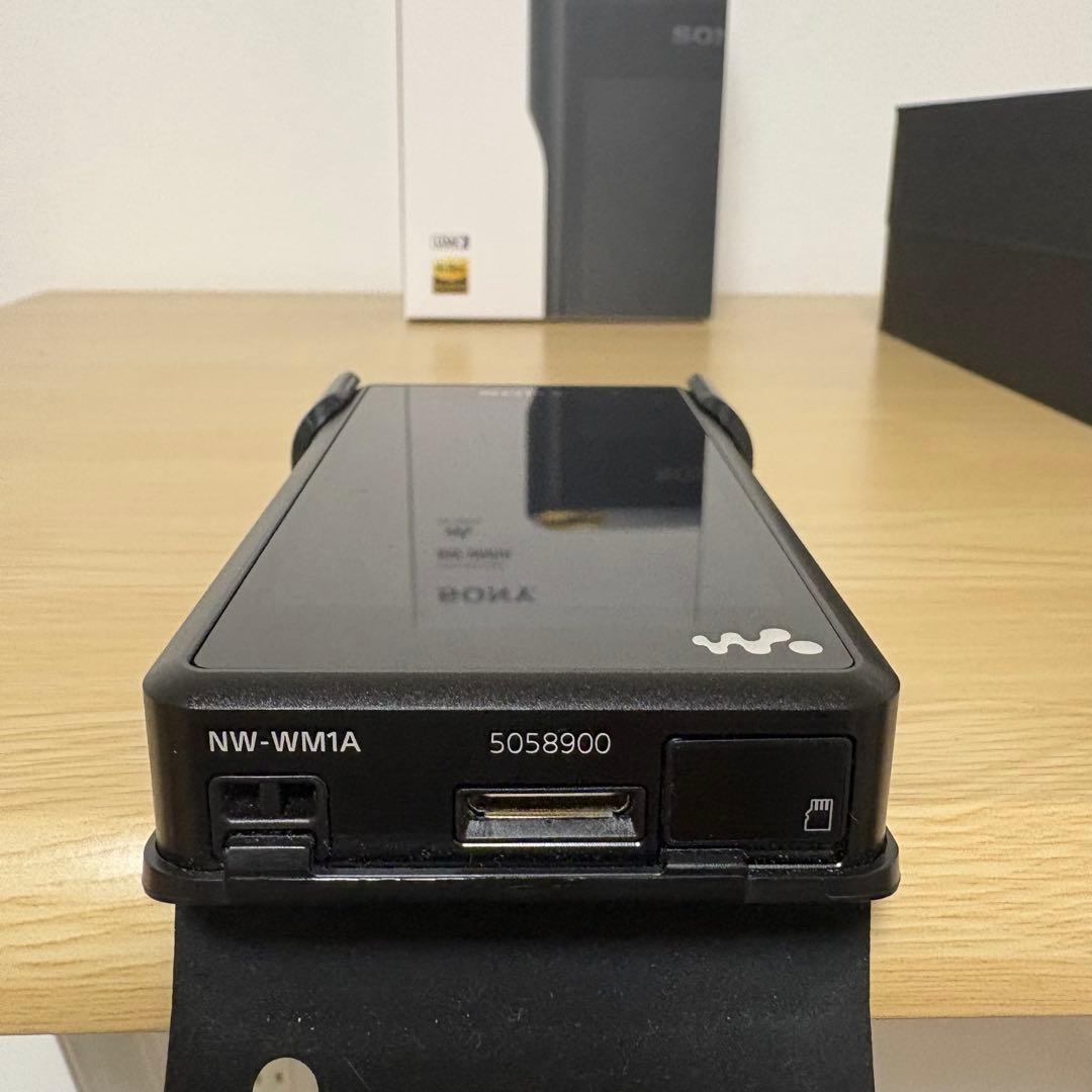 【美品】SONY デジタルオーディオプレーヤー ブラック NW-WM1A