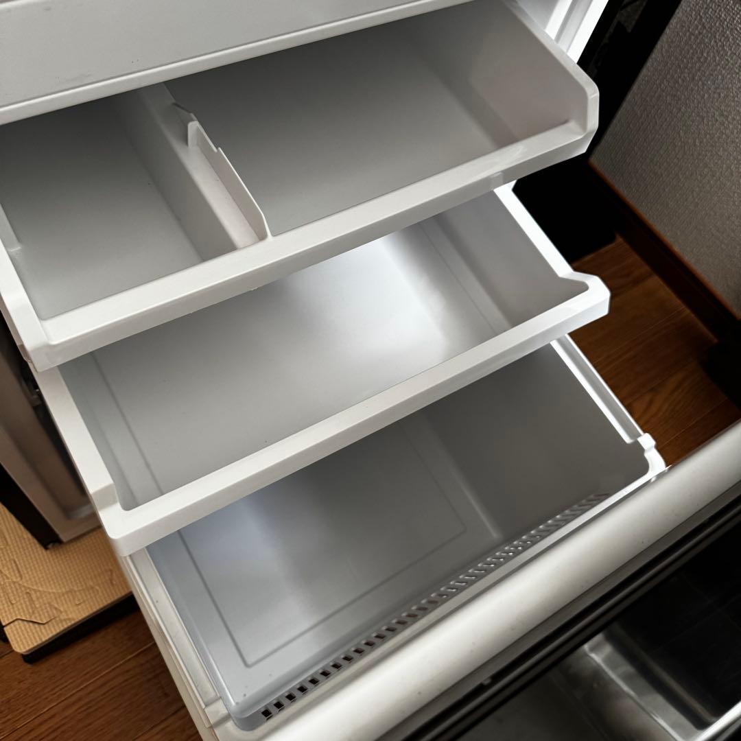 送料込！超美品 2023年製 使用期間1年 冷蔵庫 ANG-RE170-C1