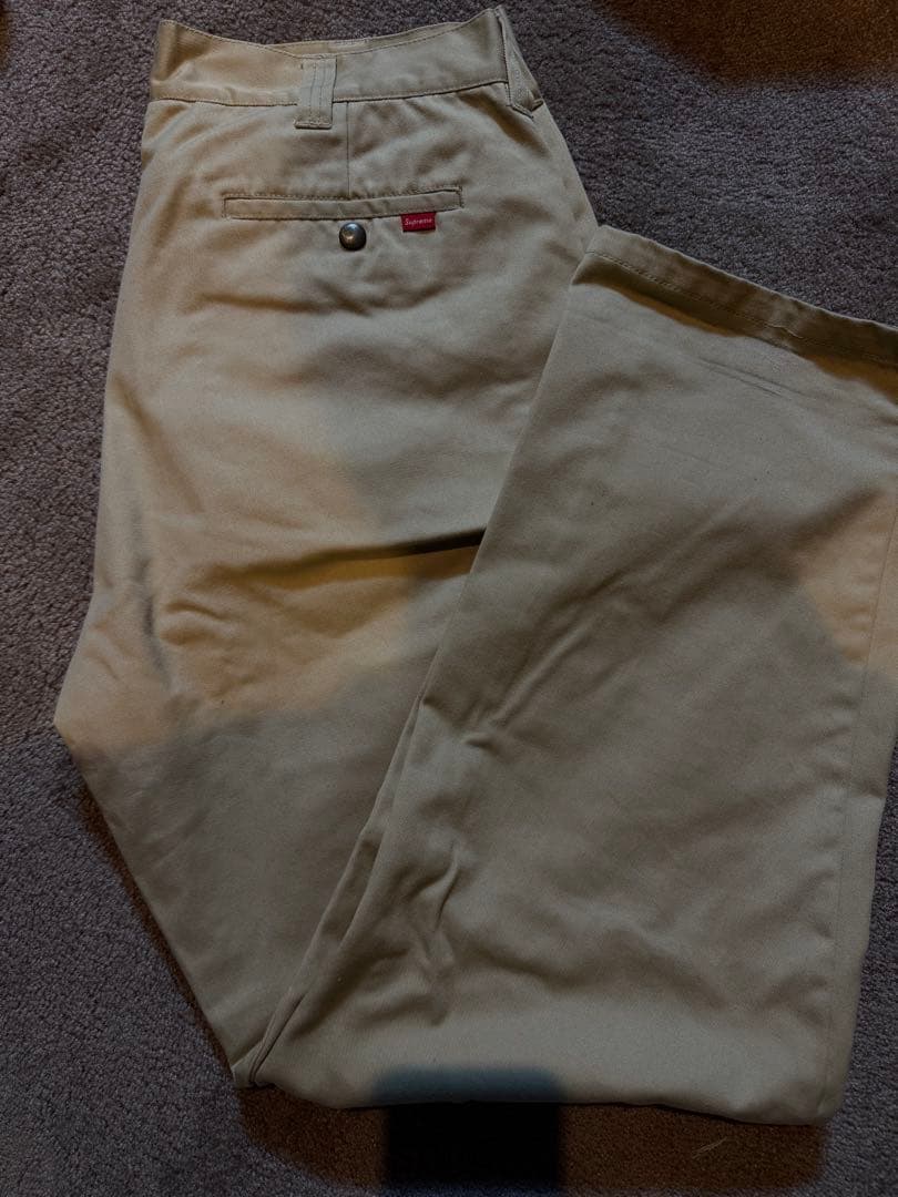 Supreme ベージュ チノパン