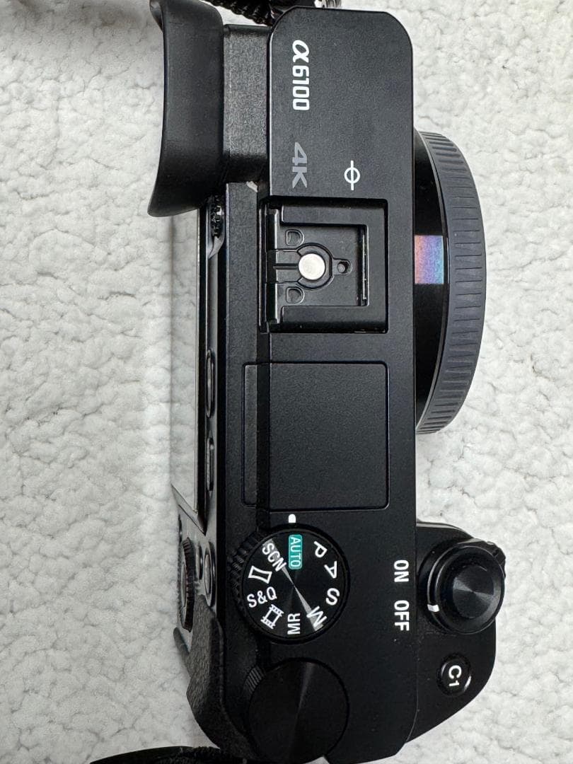 美品　SONY α6100 ミラーレス一眼カメラ