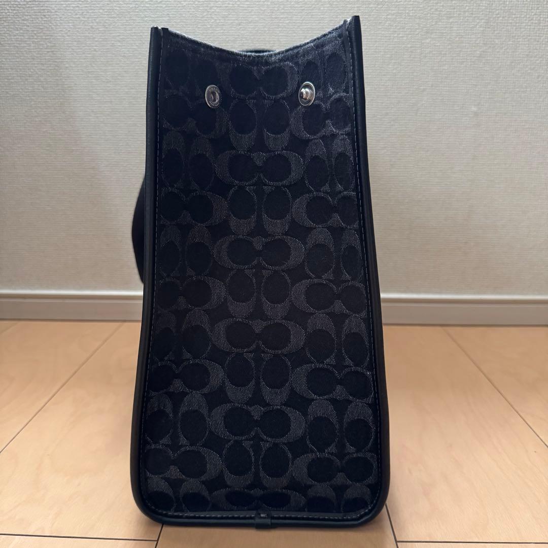 Coach ブラック スミス ラージ トート バッグ・シグネチャー デニム