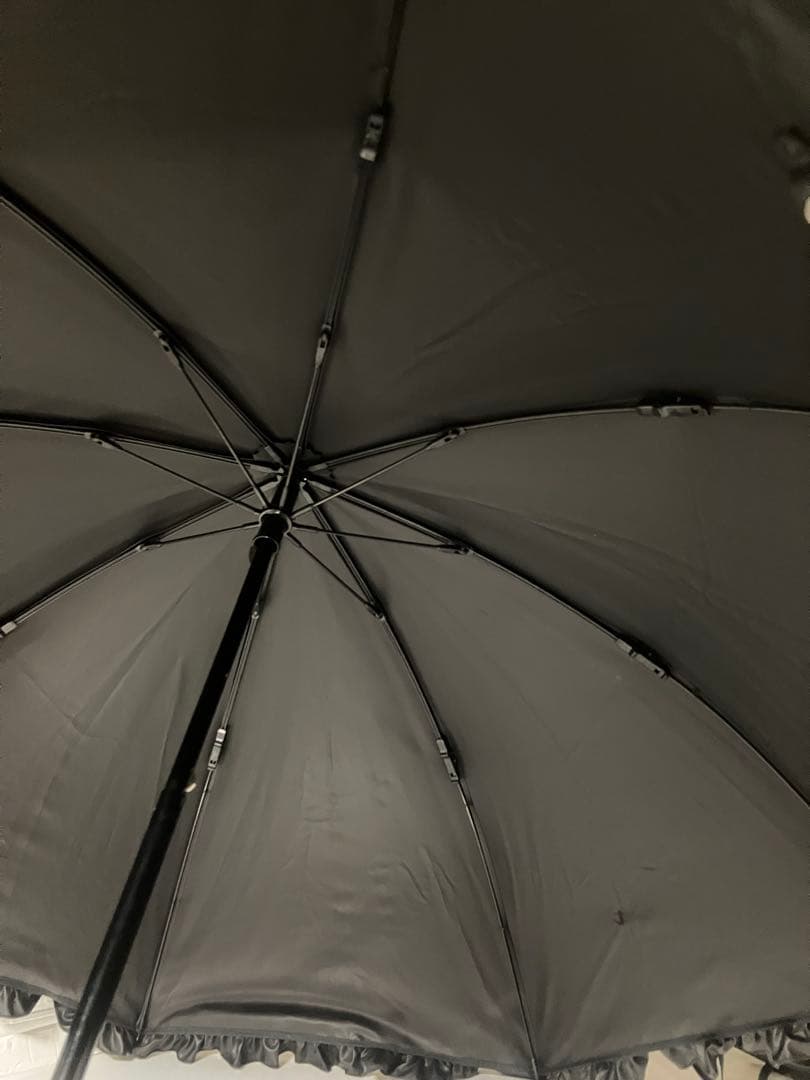 サンバリア100 2段折 日傘 折りたたみ傘 フリル　黒 木 ストレート手元