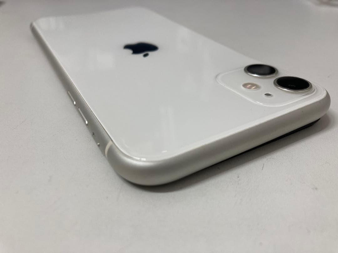 iPhone 11 128GB ホワイト　ジャンク　FaceID不可　K1900