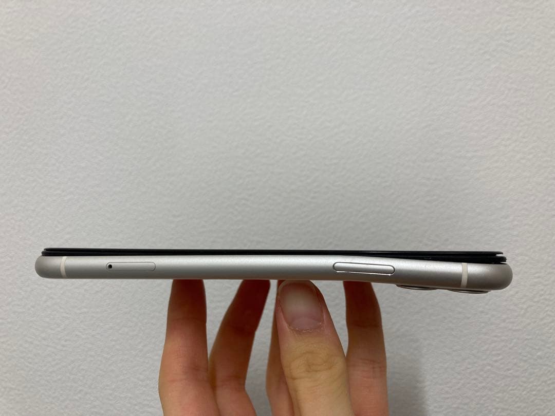 iPhone 11 128GB ホワイト　ジャンク　FaceID不可　K1900